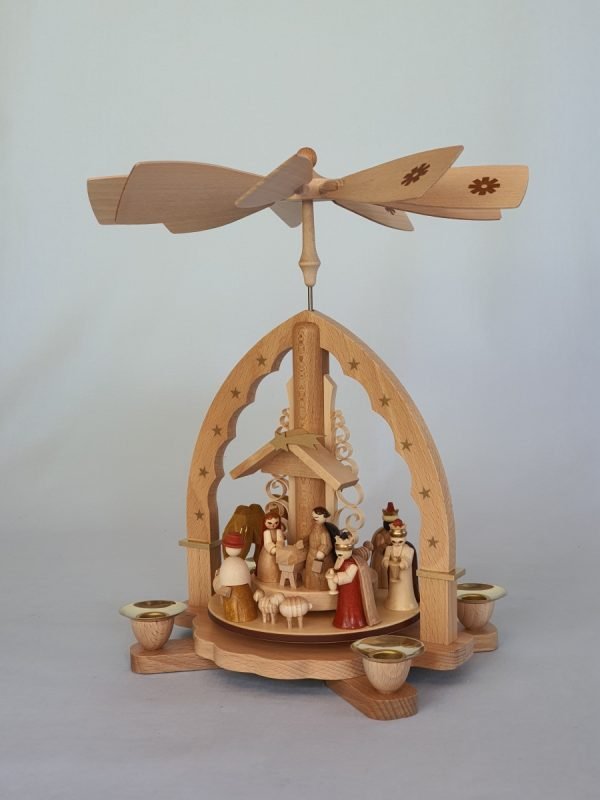 Richard Glässer Pyramide Christi Geburt natur
